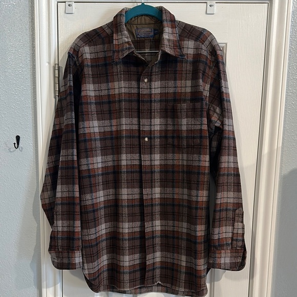 Pendleton 100% Virgin Wool Brown Plaid Button Down Vintage Mens L Long Outoors - Picture 1 of 9